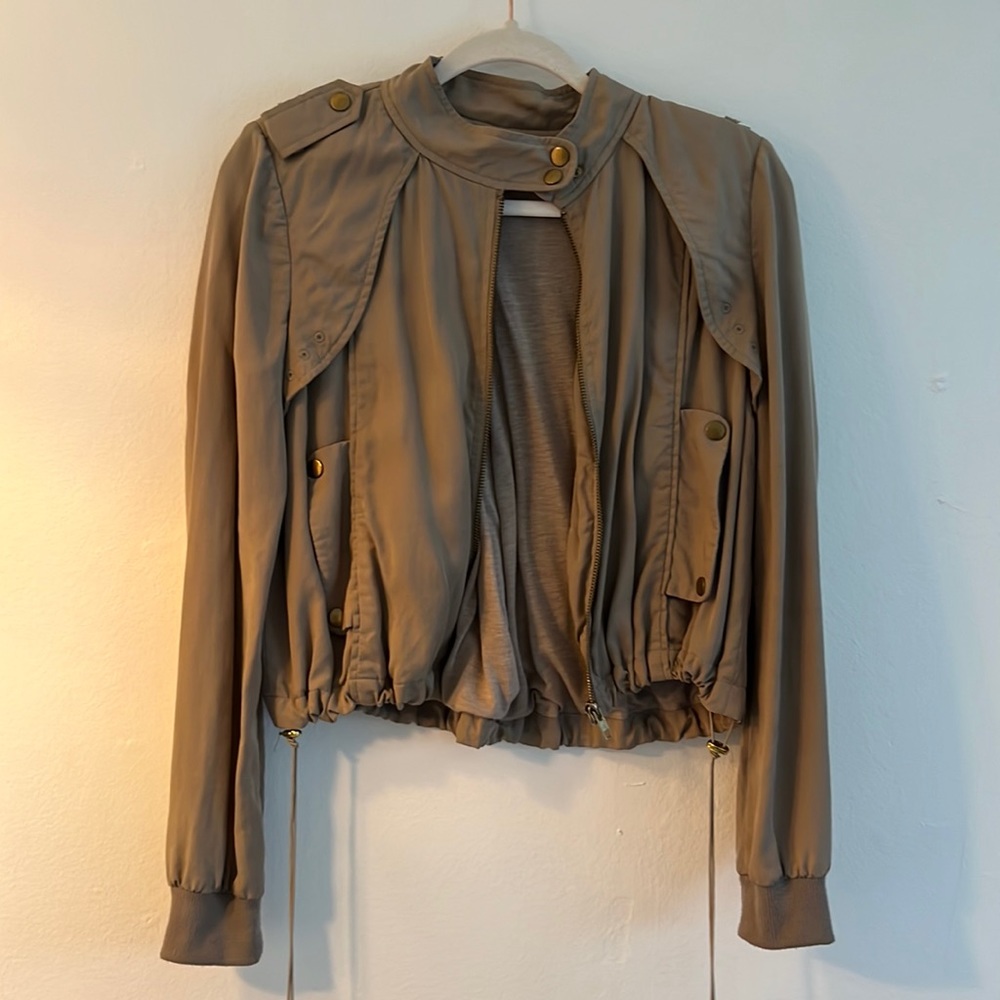 Daughters of the Liberation S khaki crop swing trench coat jacket with gold